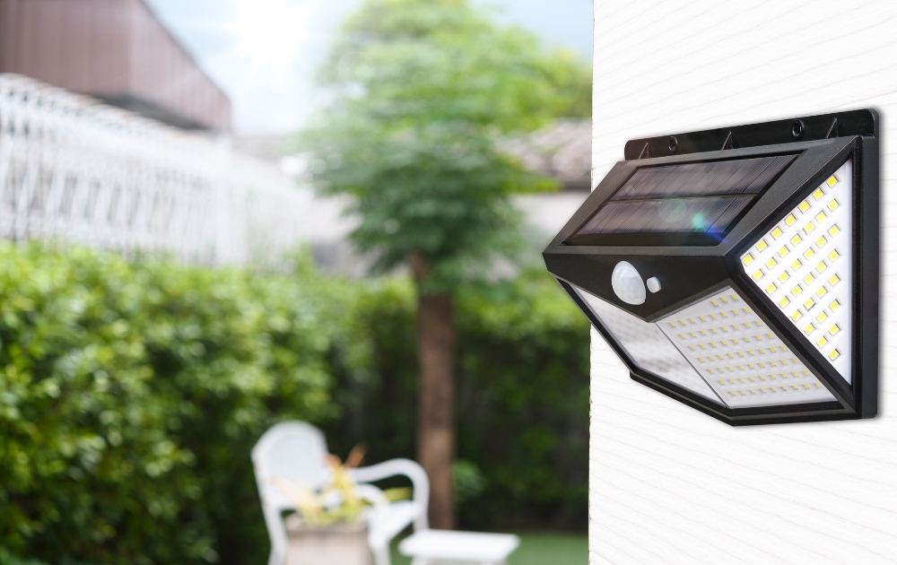 Tìm hiểu đèn LED cảm biến chuyển động – bóng đèn LED tự sáng khi có người