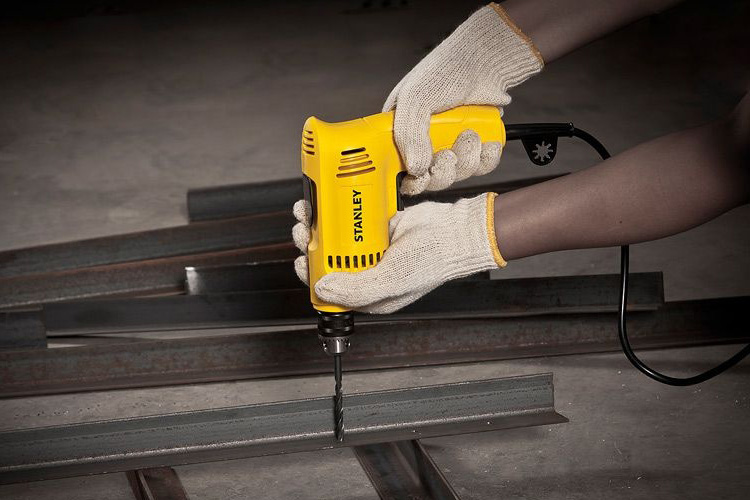 Máy khoan sắt Stanley SDR3006-B1